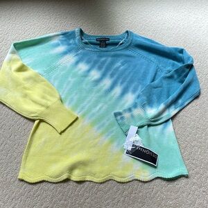 NWT Design 365 tie dye sweater